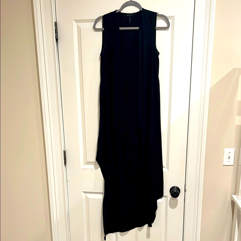Elegant Black Sleeveless Dress